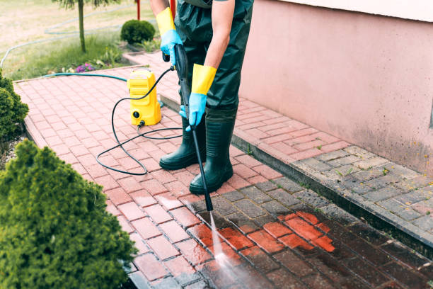 Best Deck Pressure Washing  in East Brooklyn, CT