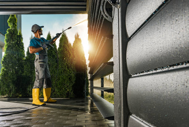 Why Choose Our Certified Pressure Washing Experts for Your Project Needs in East Brooklyn, CT?